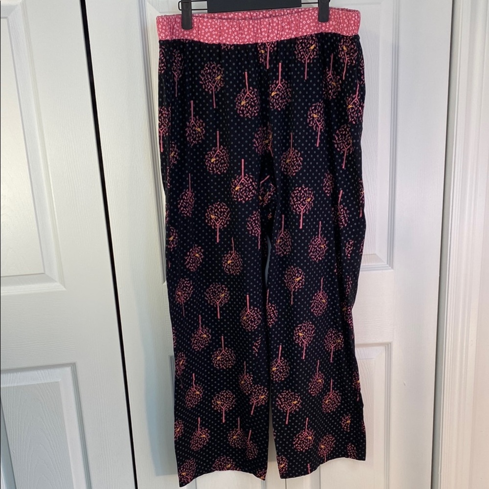 2 for $25 - Penningtons Pyjama Pants, Black and Pink Patterned, 1X Plus, 18, 20